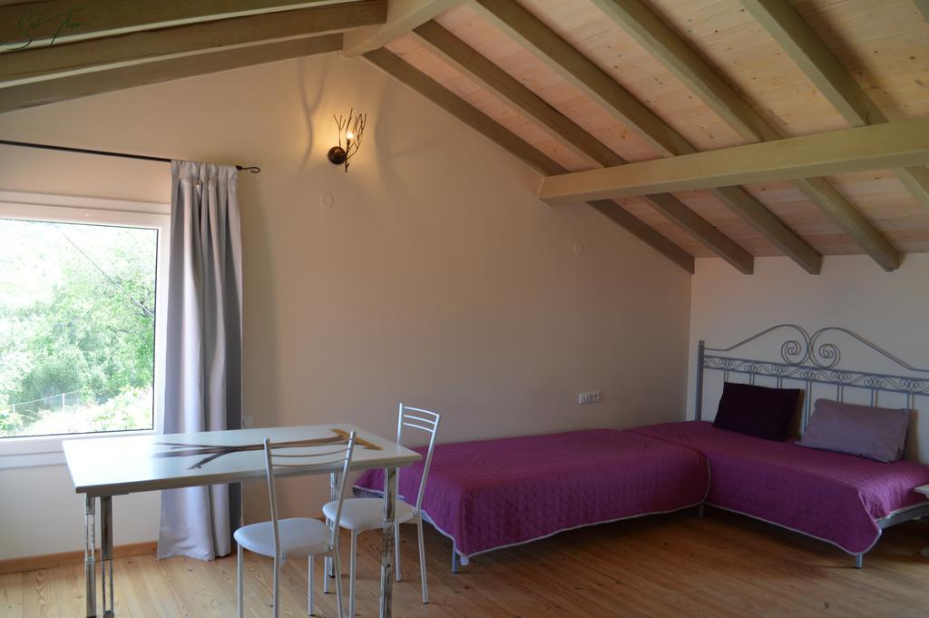 Spiti Thea Apartment Makrades ภายนอก รูปภาพ