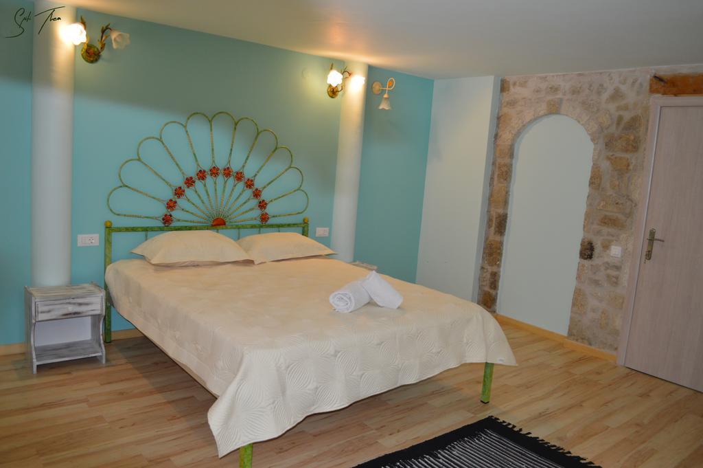 Spiti Thea Apartment Makrades ภายนอก รูปภาพ